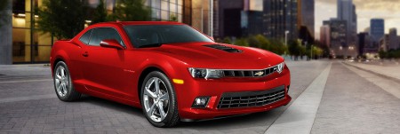 El Camaro Coupe tiene todo lo que buscas en un auto: potencia, robustez, belleza y elegancia. Con un motor de 3.6